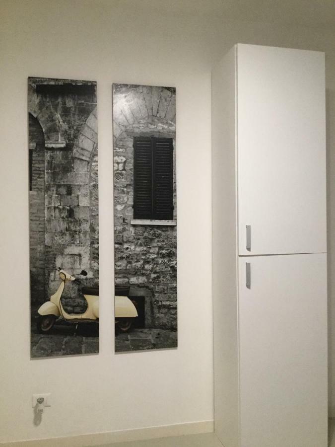 Monolocale Via Rasponi Apartment Ravenna Bagian luar foto