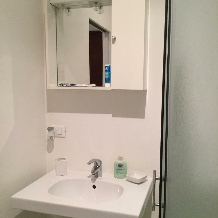 Monolocale Via Rasponi Apartment Ravenna Bagian luar foto